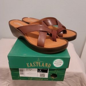 Eastland Willow Sandals